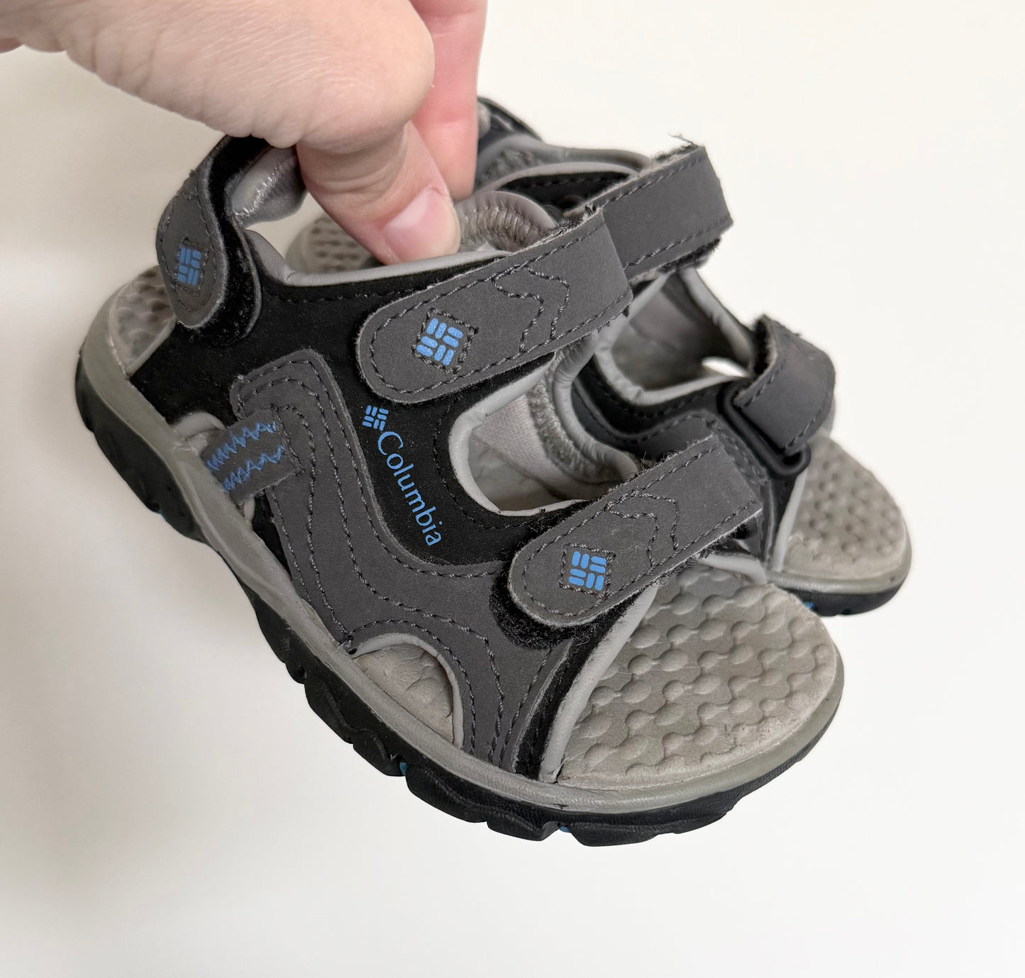 Columbia Techsun Grey Velcro Strap Sandals (6)