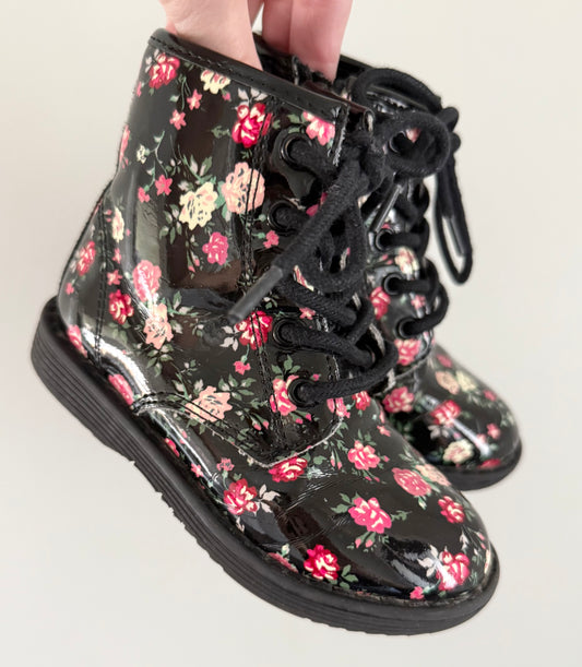 The Children’s Place Dark Floral Fall Boots (7)
