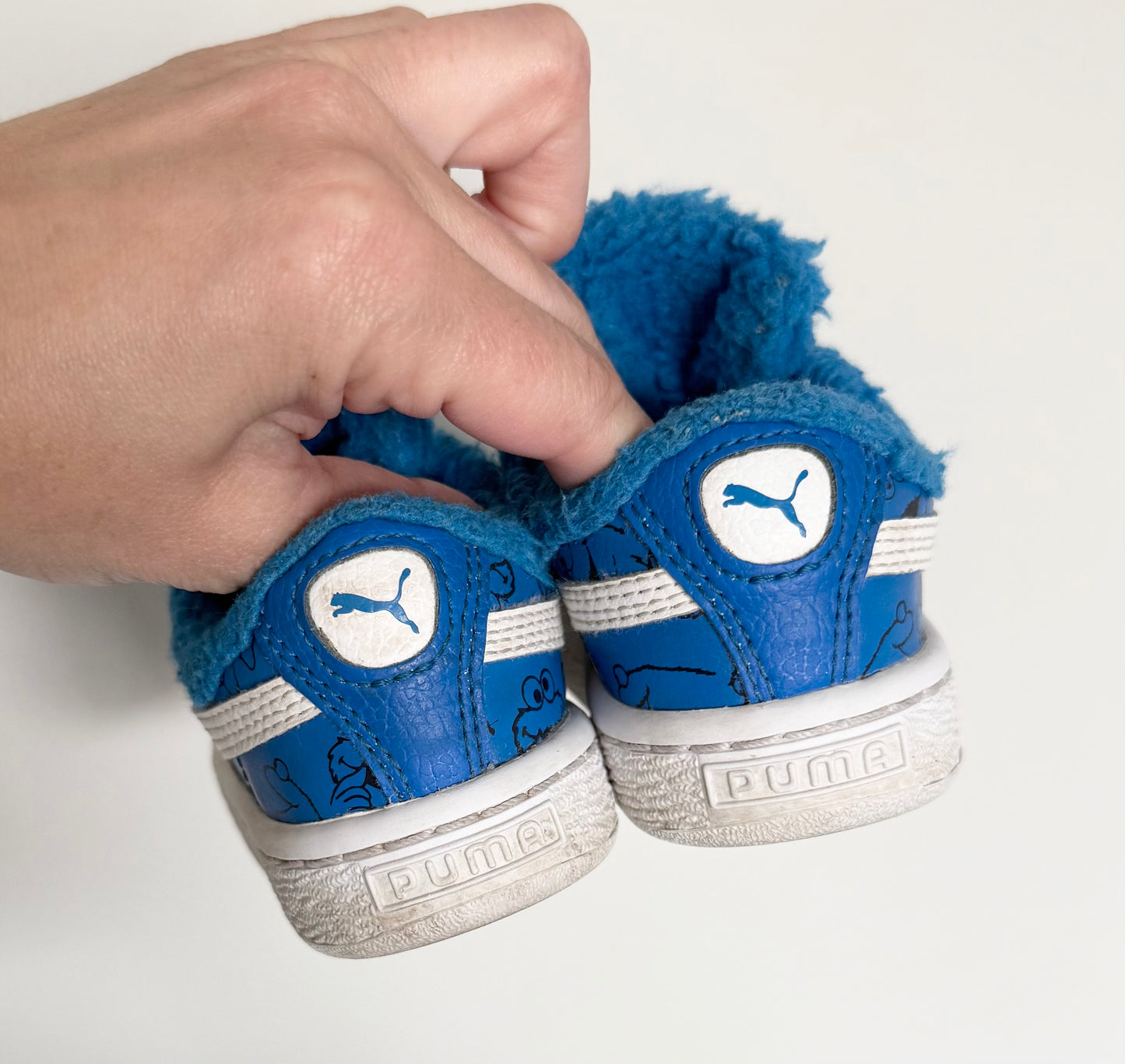Puma x Sesame Street Blue Fuzzy Cookie Monster Stretch Lace Sneakers (7)