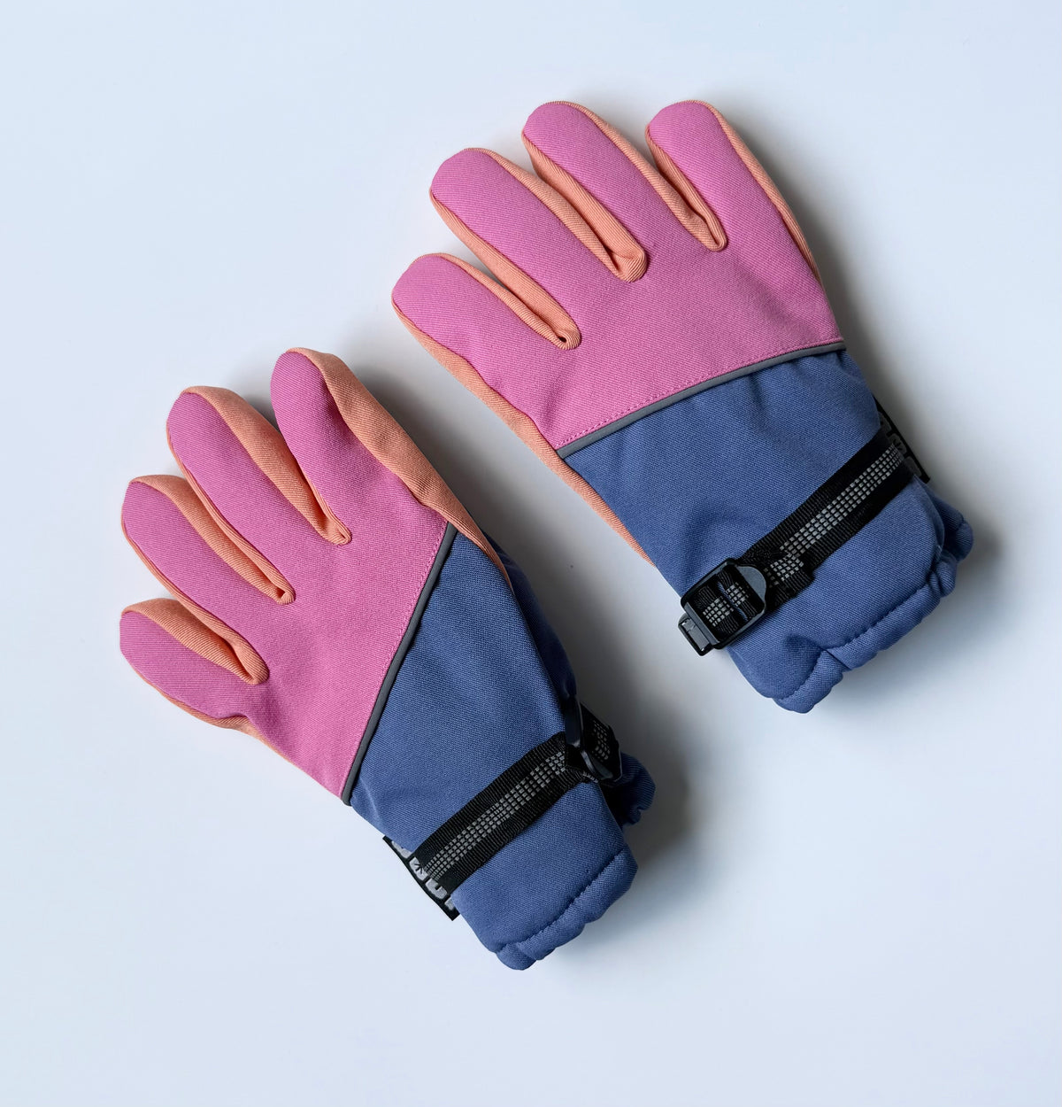 INOC Pastel Color Blocking Finger Mittens (4 Years)