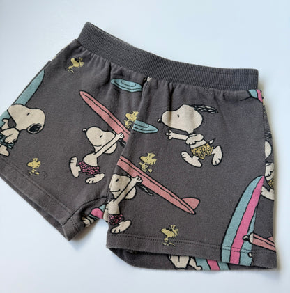 Zara x Peanuts Dark Grey Surfing Snoopy Shorts (2-3 Years)