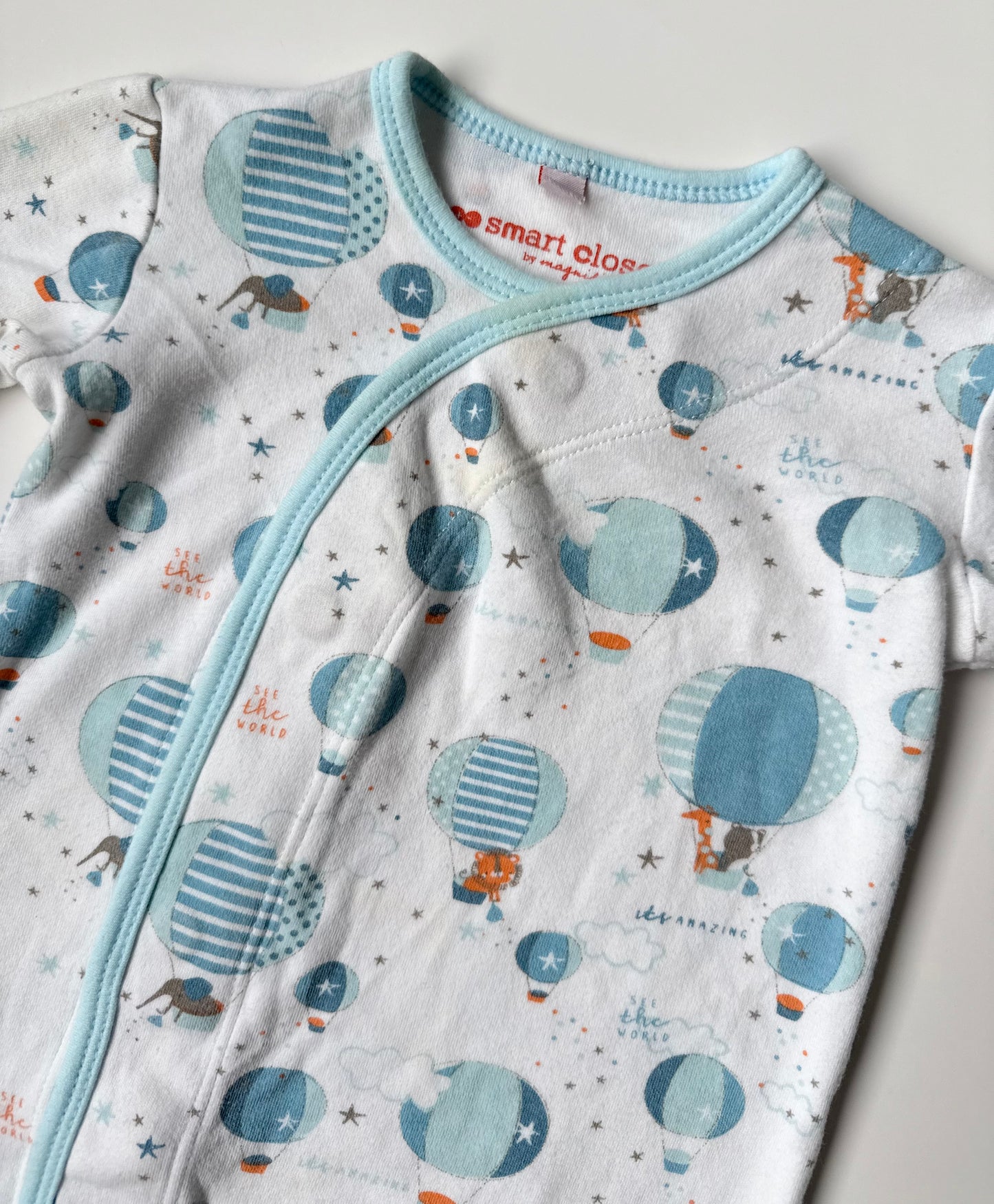 Smart Close by Magnificent Baby Blue Hot Air Balloons Magnetic Closures Sleep Bag (Newborn)