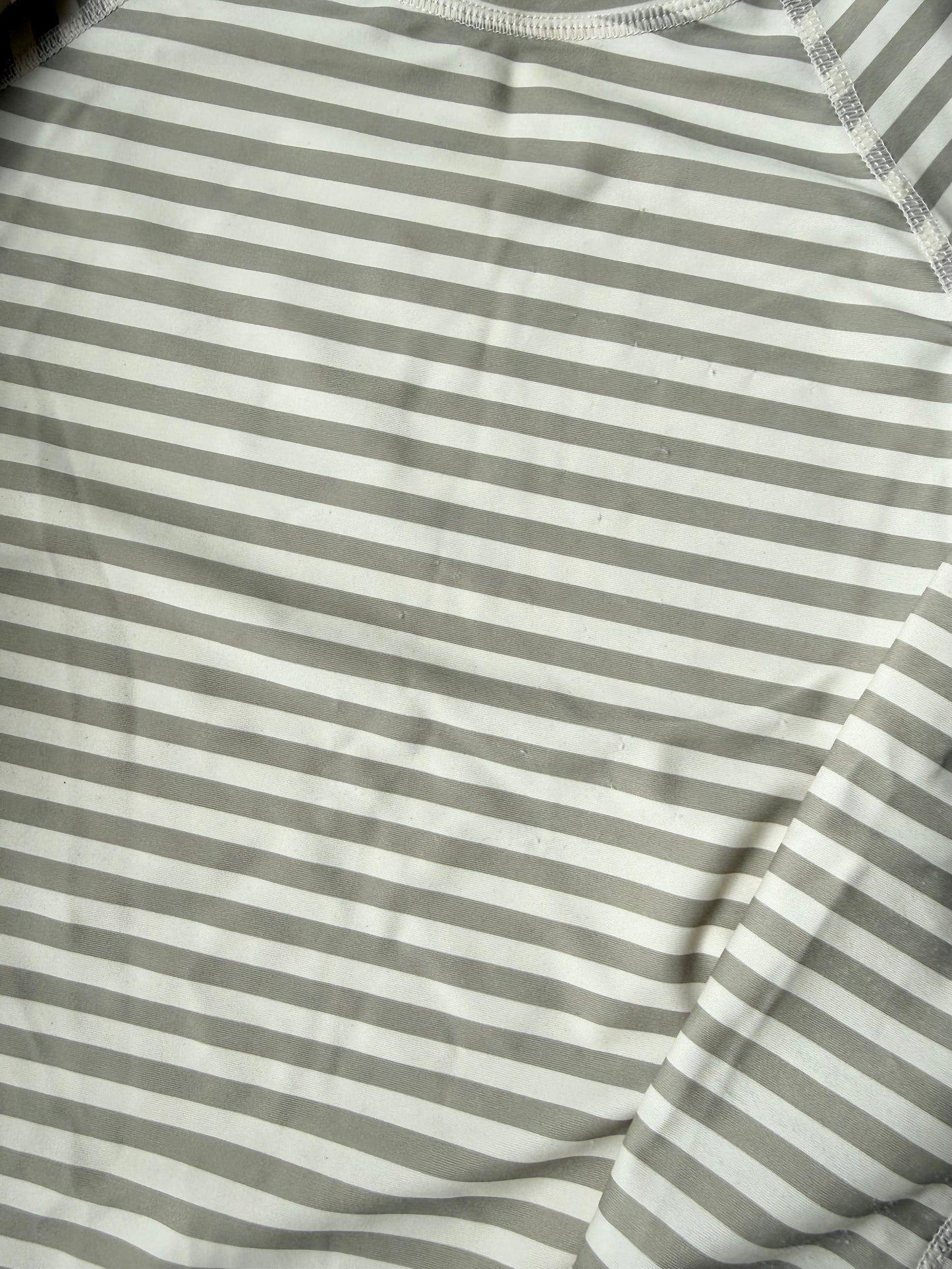 Quincy Mae Green & White Stripes Long Sleeve Rashguard Top & Matching Shorts (4-5 Years)