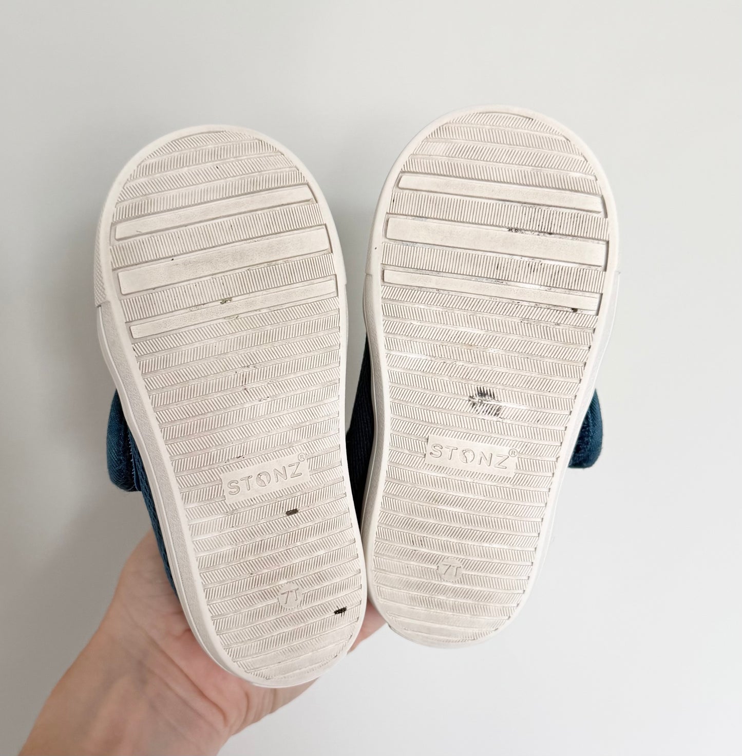Stonz Blue Cruiser Velcro Sneakers - Toddler (7)