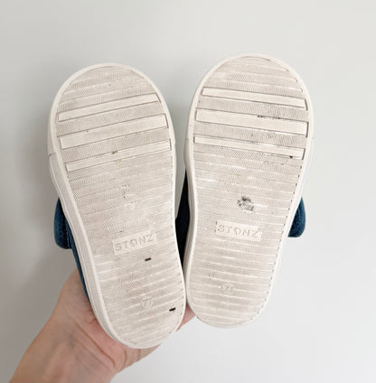 Stonz Blue Cruiser Velcro Sneakers - Toddler (7)