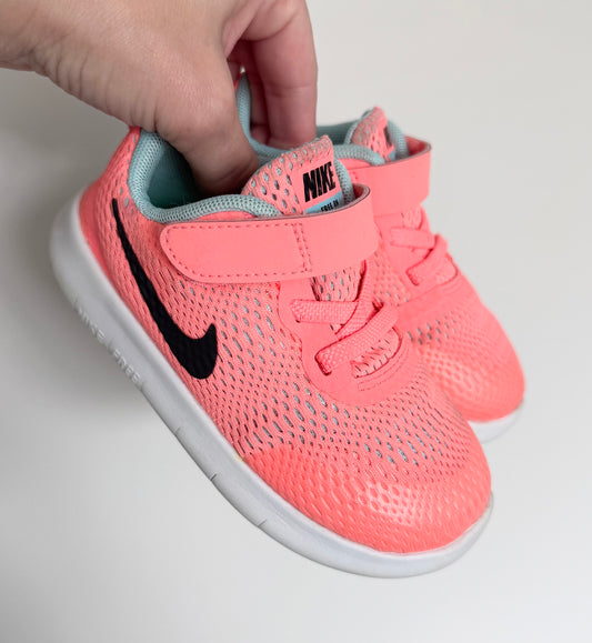 Nike Free Run Hot Neon Coral Mesh Stretch Lace & Velcro Sneakers (8)