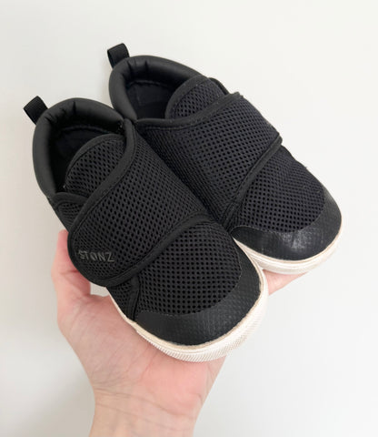 Stonz Black Cruiser Velcro Sneakers - Toddler (9T)