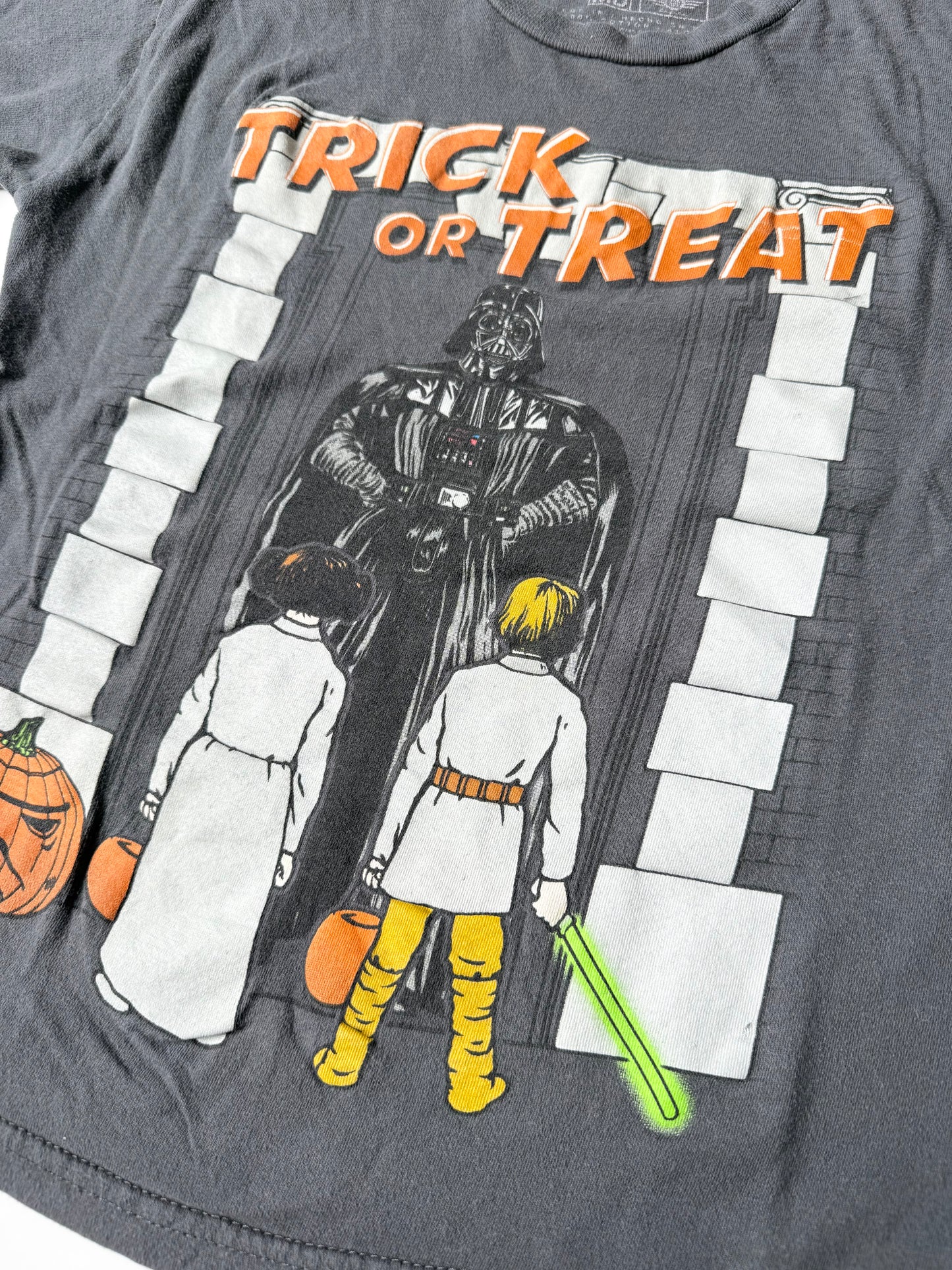 Star Wars Grey Halloween Darth Vader “Trick or Treat” T-Shirt - 8 Years (Medium)