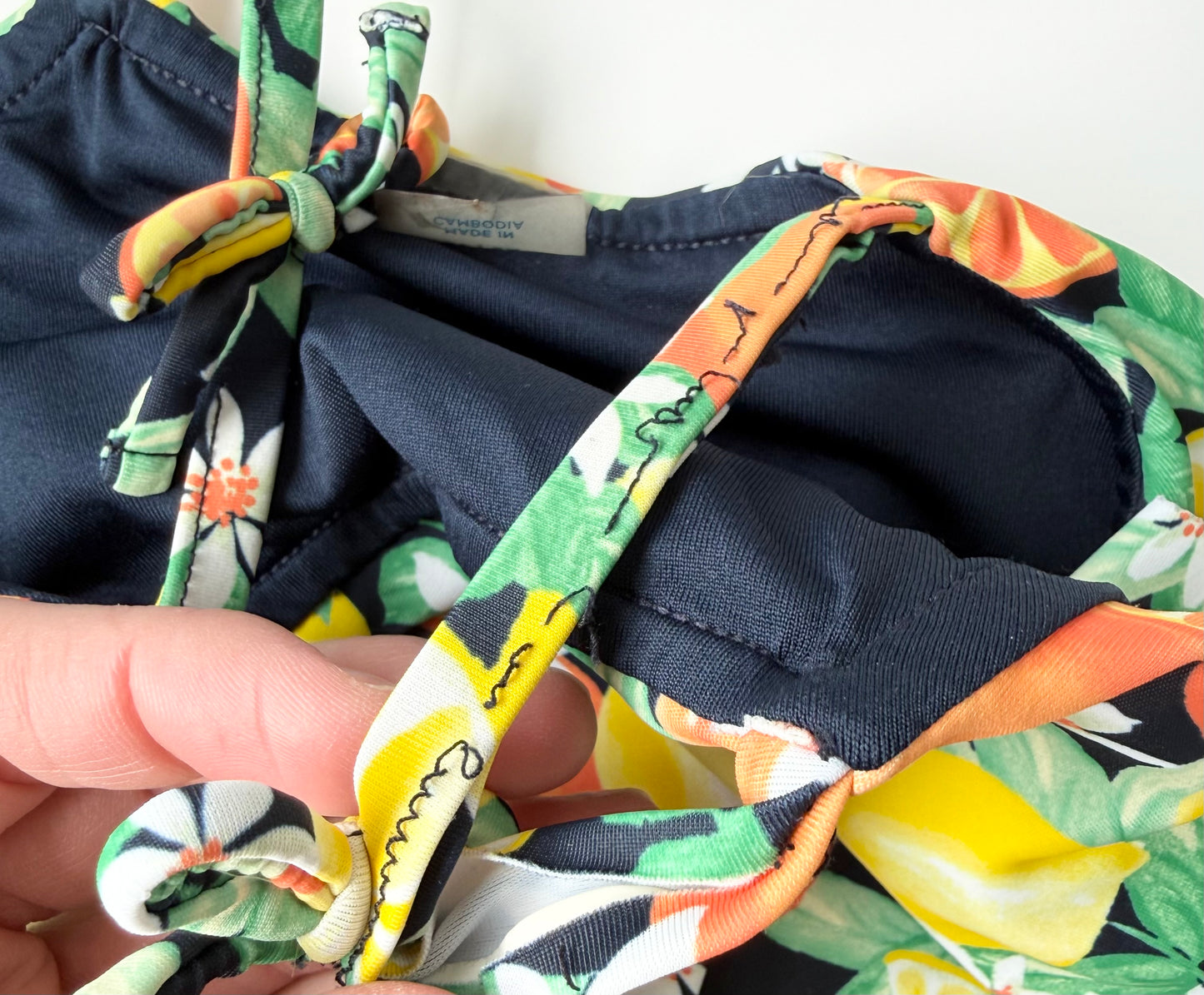 Old Navy Dark Oranges & Lemons One Piece Swimsuit (5T)