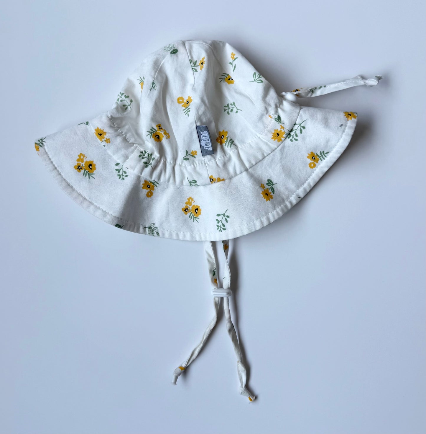 Jan & Jul White & Dainty Yellow Flowers Sun Hat (0-6 Months)