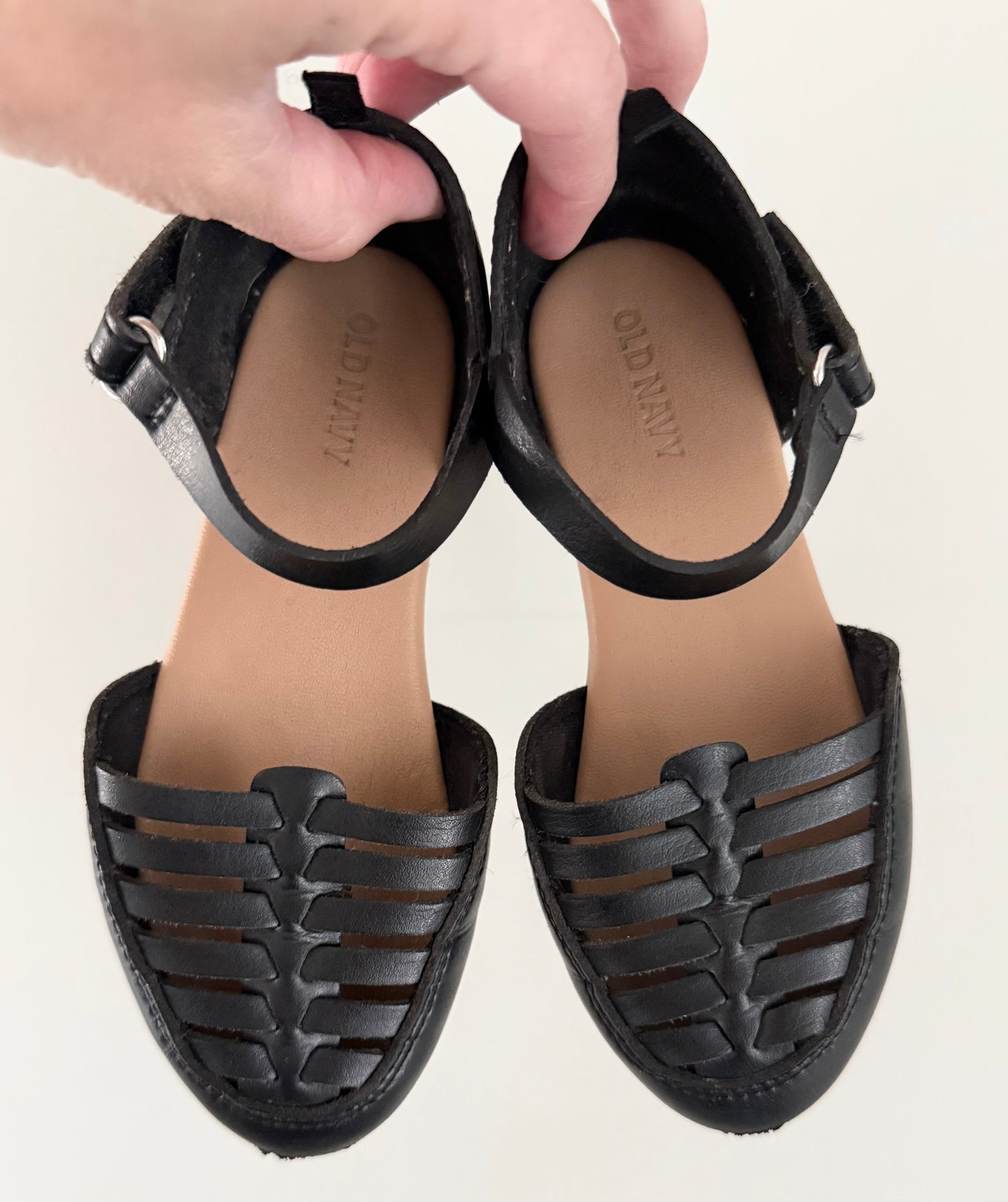 Old Navy Faux-Leather Ankle-Strap Huarache Flats (10)