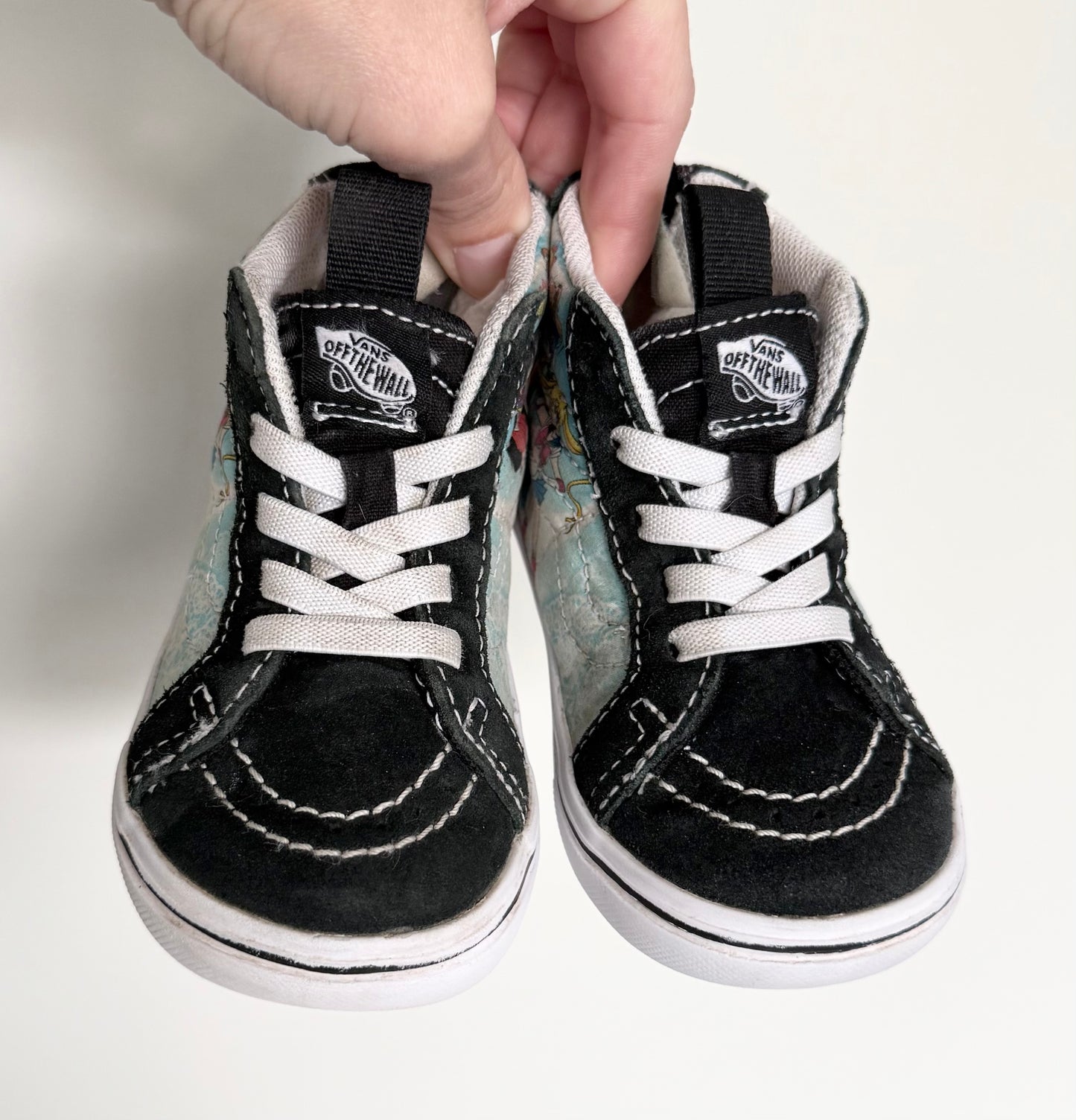 Vans x Sailor Moon Black & White High Top Stretch Lace & Zipper Sneakers (6)