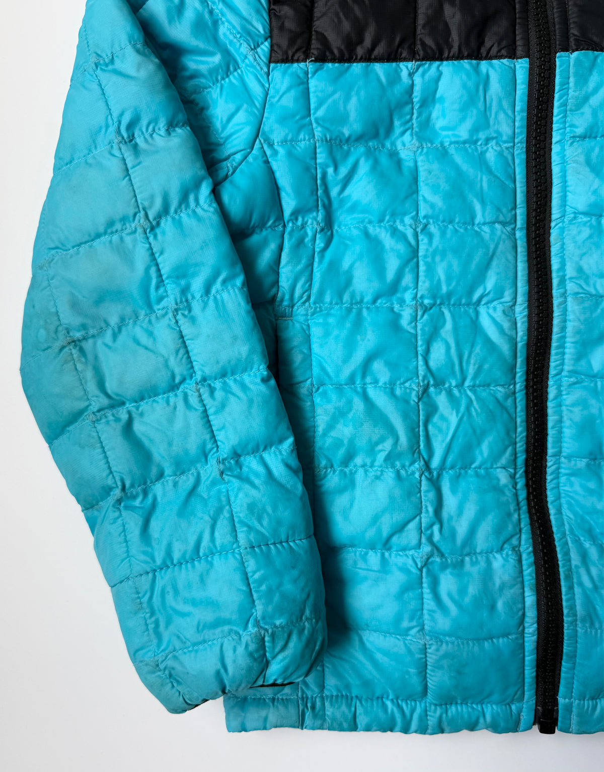 The North Face Thermoball Light Blue & Black Quilted Jacket (5 Years)