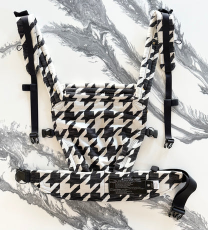 Artipoppe Zeitgeist Tweed BW In Cotton Baby Carrier