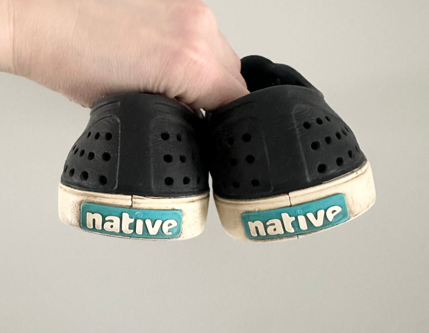 Unisex Native Jericho Slip On Shoes in Jiffy Black (W7/M5)