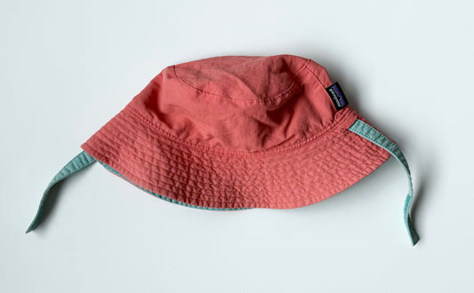 Patagonia Blue & Pink Reversible Sun Bucket Hat (12-24 Months)