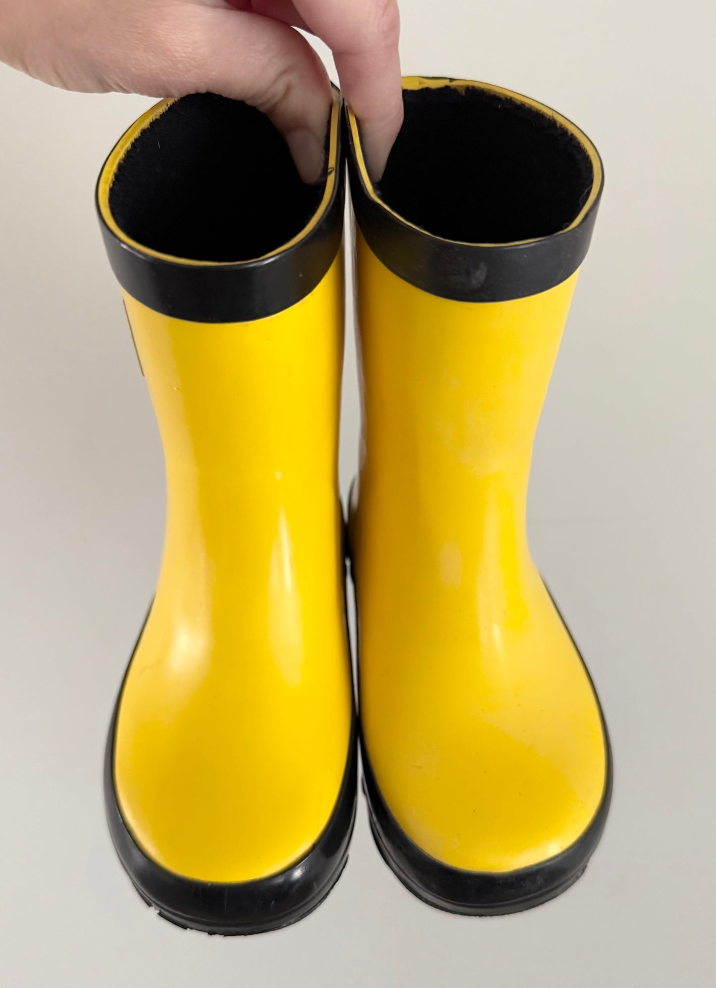 Stonz Yellow Rubber Boots (6)