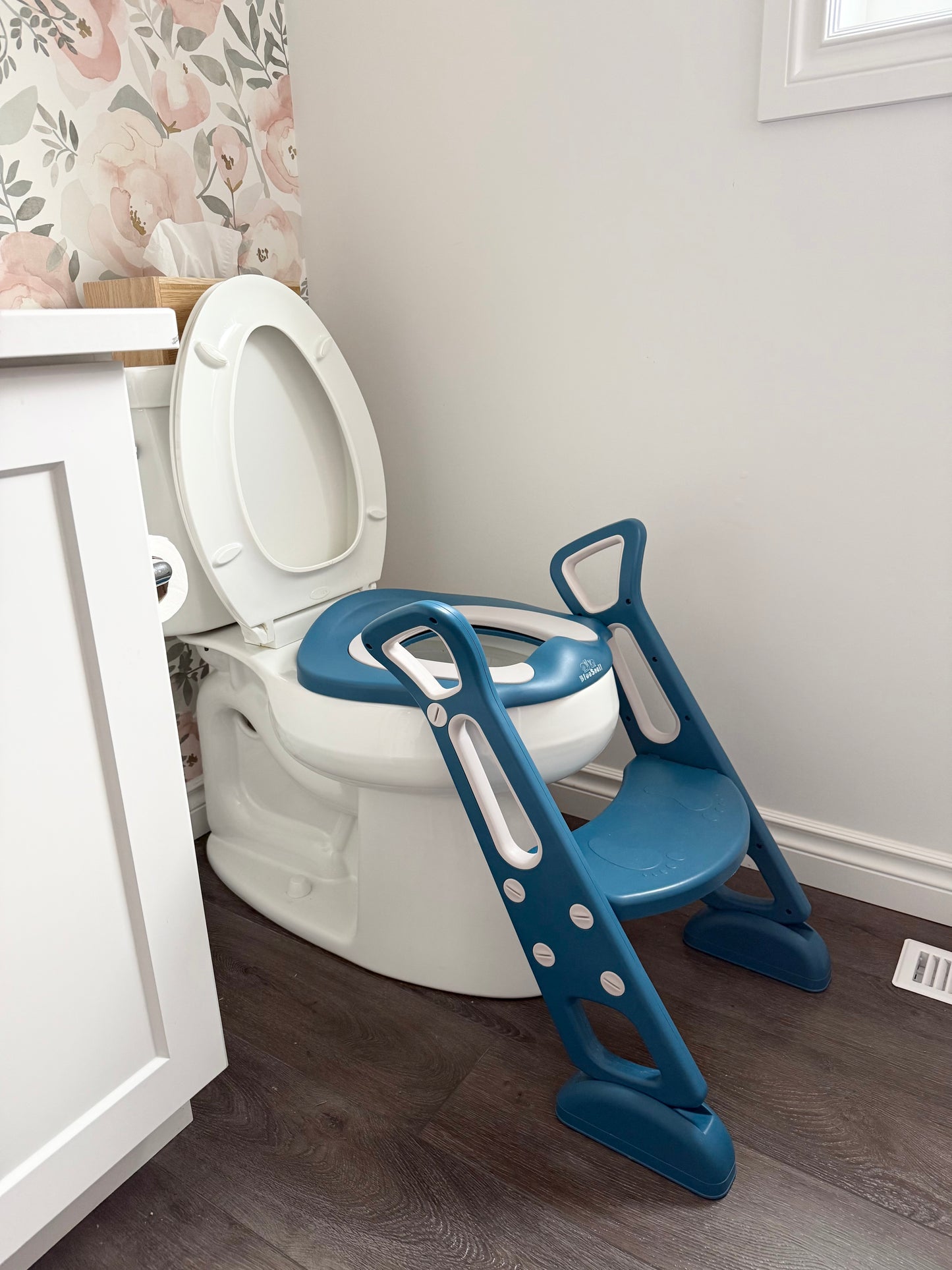 Blue Snail Dark Blue Potty Training Seat