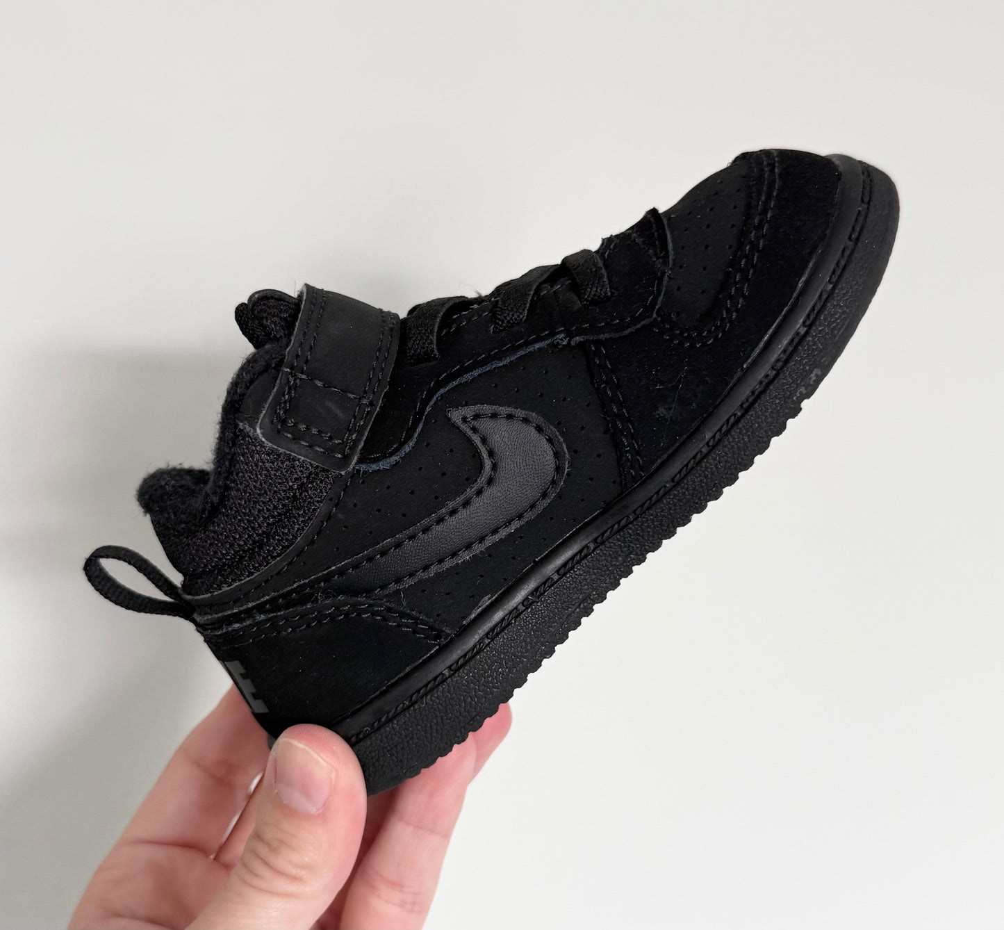 Nike Court Borough Mid 2 Solid Black High Top Stretch Lace & Velcro Sneakers (8)