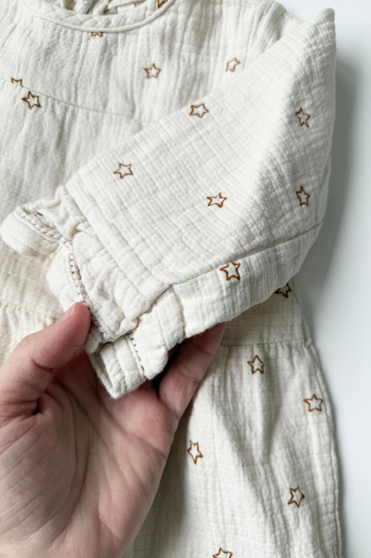 Quincy Mae White Muslin Stars Tiered Belle Dress (4-5 Years)