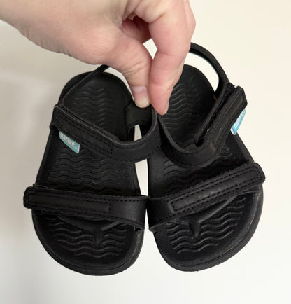 Native Black Charley Sandals (5)