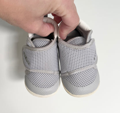 Stonz Light Grey Cruiser Velcro Sneakers - Baby (5)