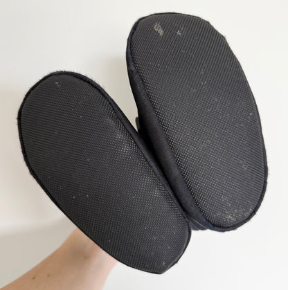 MEC Black Toaster Booties (Medium)