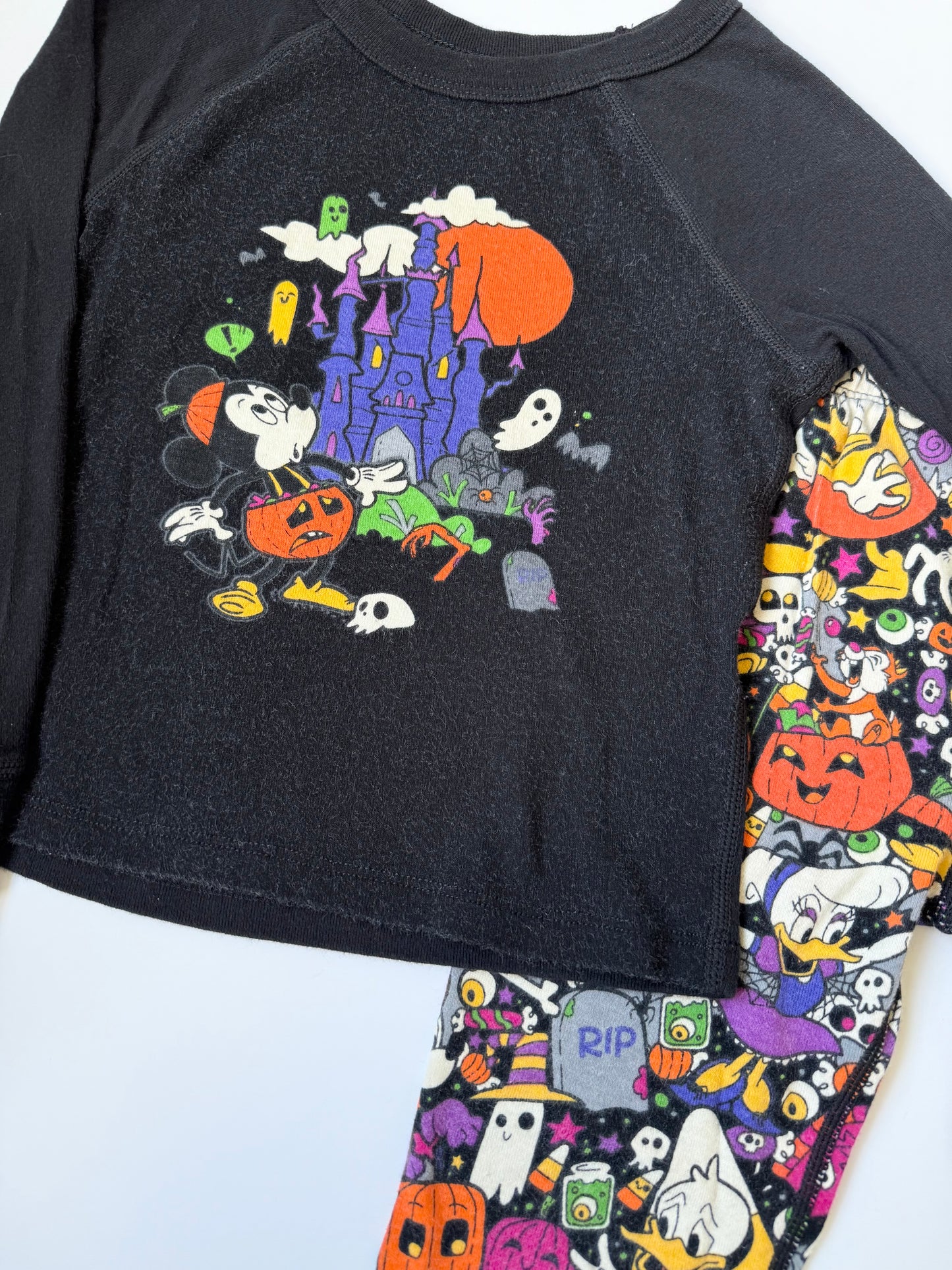 The Disney Store Black Haunted House Halloween Mickey Two Piece PJ Set (4T)