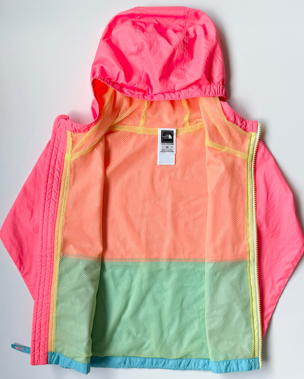 The North Face Bright Pink & Blue Windbreaker (5 Years)