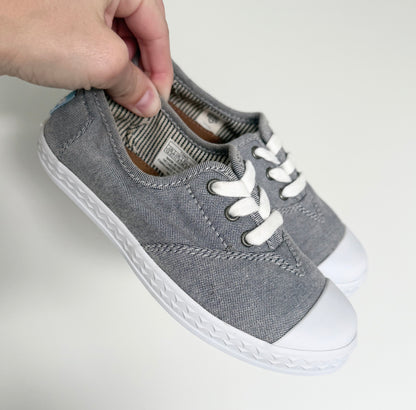 Toms Heathered Grey Lace Up Sneakers (12.5Y)