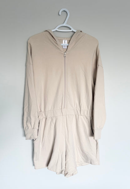 Women’s Smash + Tess The Malibu Cinch Shorty Romper in Natural Shimmer or Oatmeal (Small)