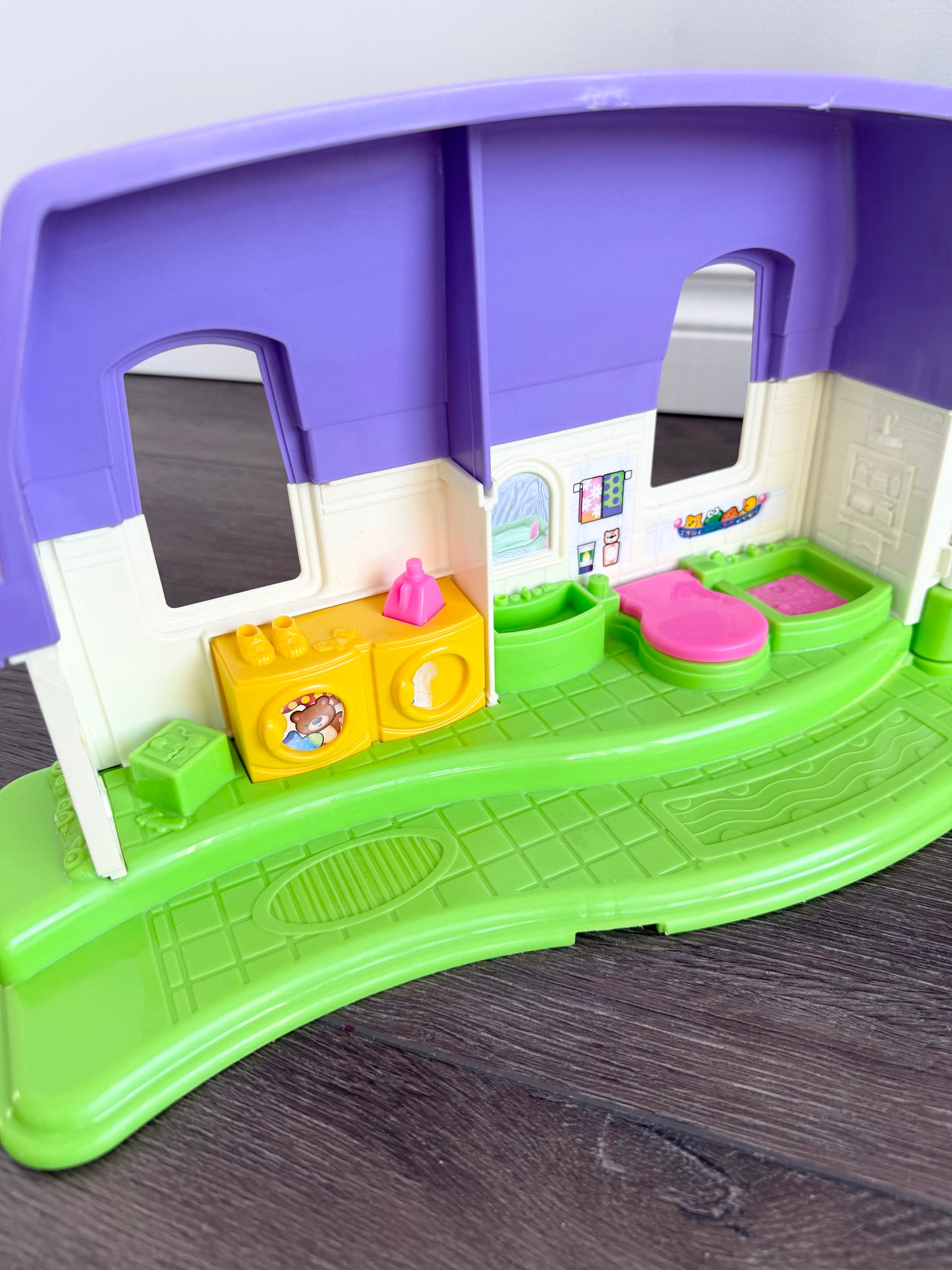 Fisher-Price Little People Happy Sounds Home - Purple Roof
