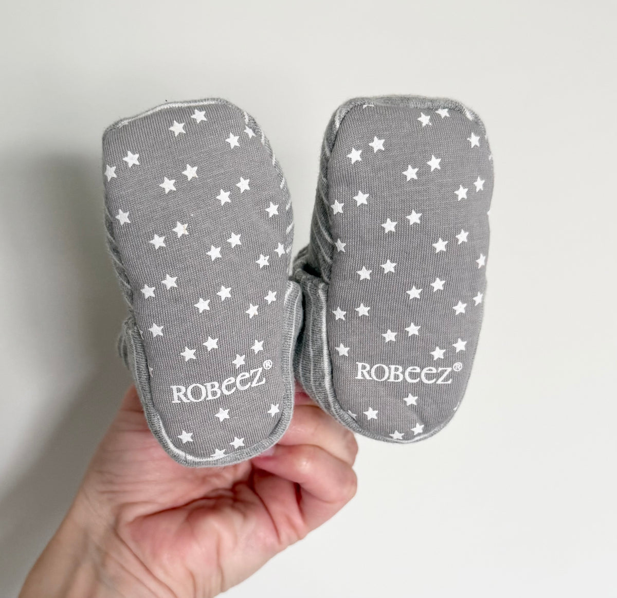 Robeez Grey Stripes & Stars Booties (1)