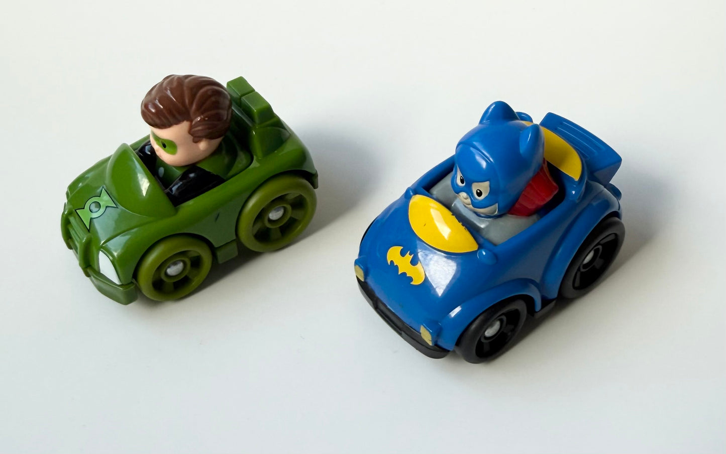 Fisher-Price Little People DC Super Friends Green Lantern & Batgirl Wheelie Bundle