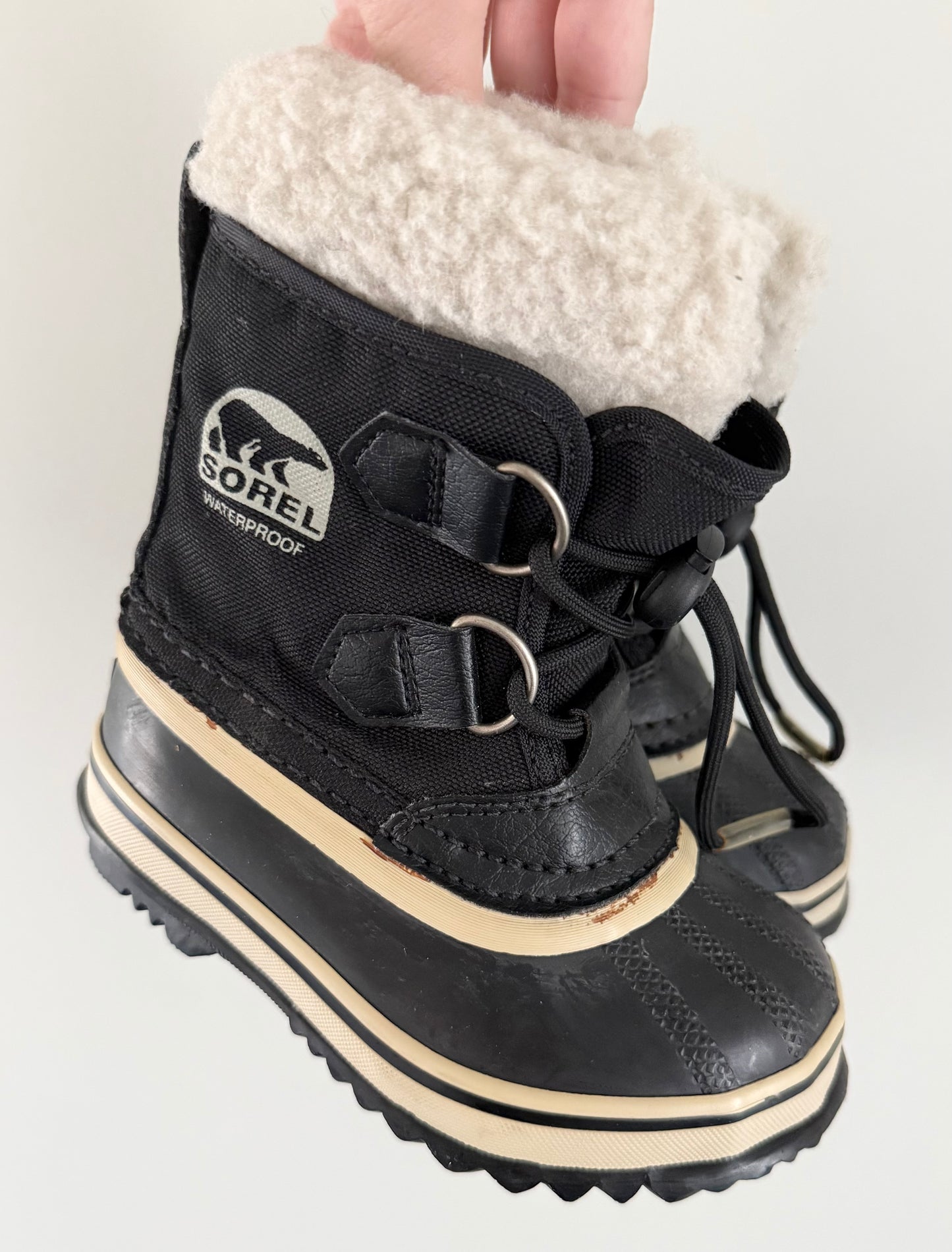 Sorel Yoot Pac Black Nylon Winter Boots (8)
