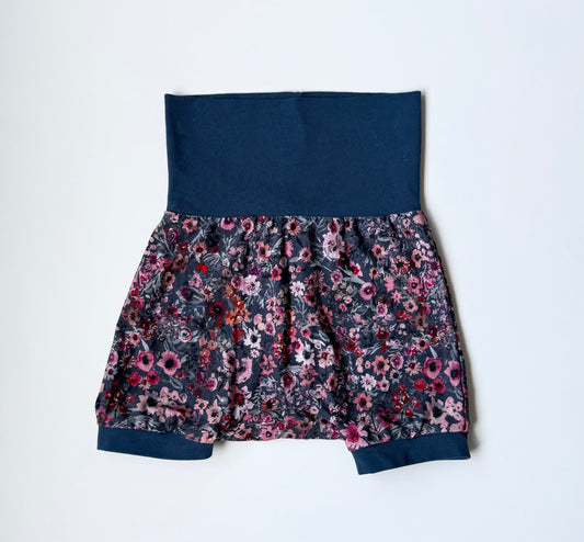 Olive Branch Kids Navy & Floral Grow With Me Shorts (3-12 Months)