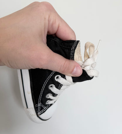 Converse Black Hight Top Lace Up Sneakers (4)