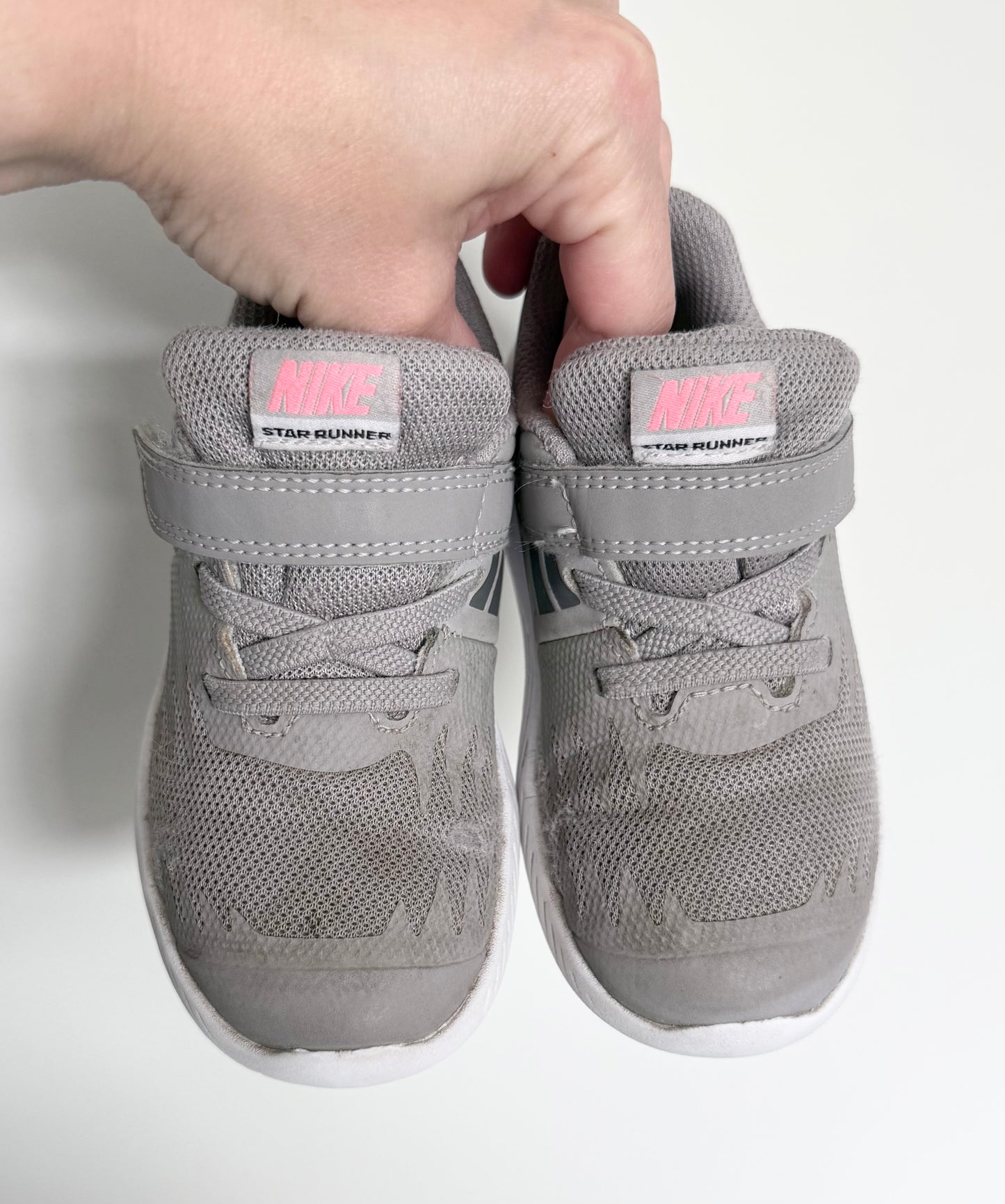 Nike Star Runner Light Grey & Pink Mesh Stretch Lace & Velcro Sneakers (9)