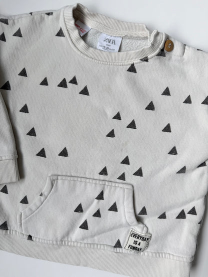 Zara White & Black Triangles Large Pocket “Everyday Is A Funday” Sweater (18-24 Months)