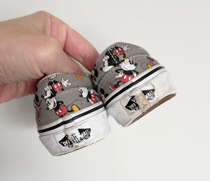 Vans x Disney Grey Mickey Mouse Slip On Sneakers (10.5)