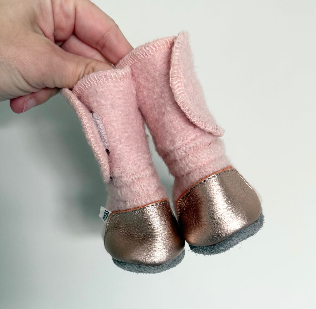 Nooks Pink Rainbows Wool Booties (4)