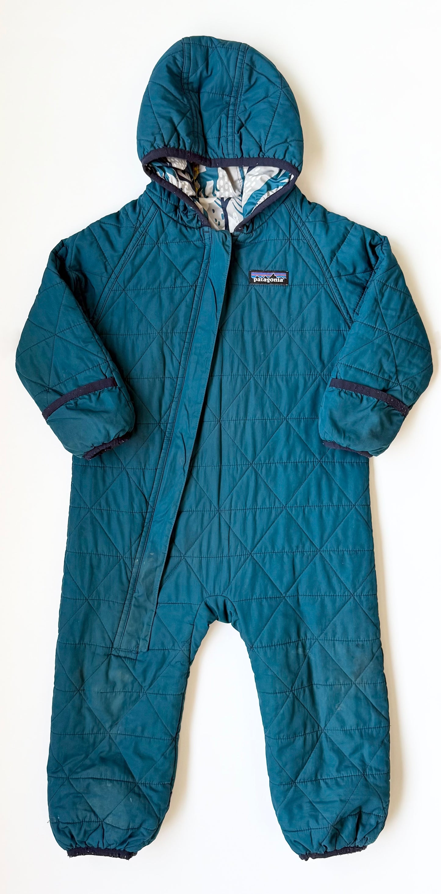 Patagonia Navy Woodland Creatures Reversible Puff-Ball Bunting Suit (12-18 Months)