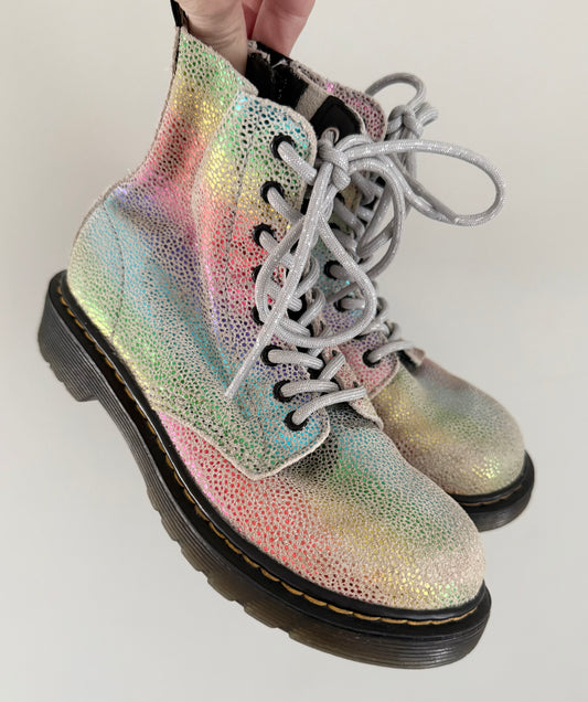 Dr. Martens 1460 Pascal Iridescent Multi Kidray Lace Up Boots (US1)