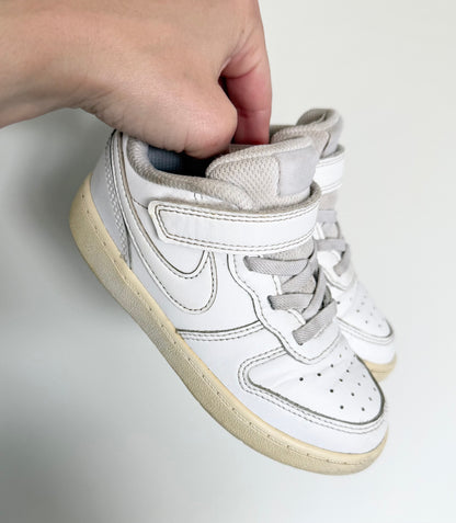 Nike Court Borough Low 2 White High Top Stretch Lace & Velcro Sneakers (9)