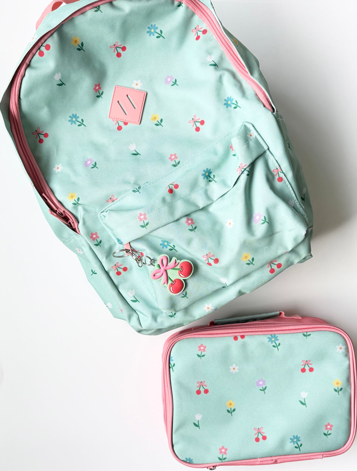 Wonder Co Green & Pink Floral Backpack & Matching Lunch Kit