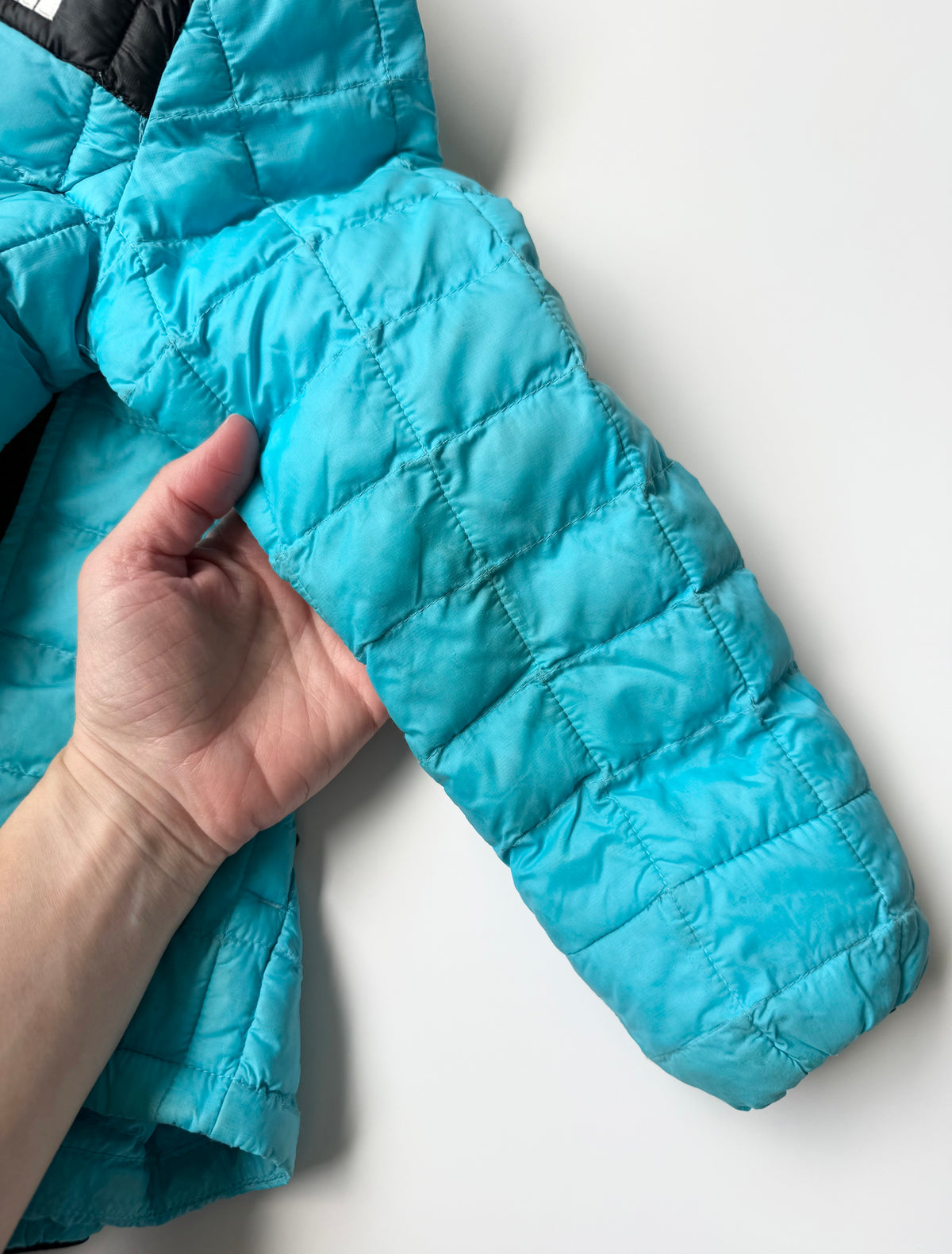 The North Face Thermoball Light Blue & Black Quilted Jacket (5 Years)