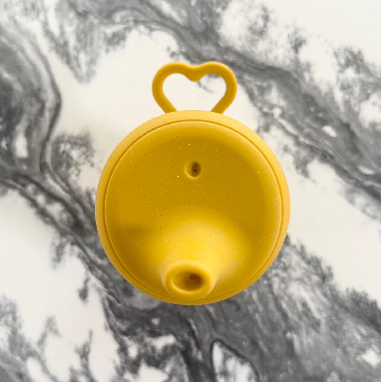 Mustard Silicon Cup & Stretchy Lid