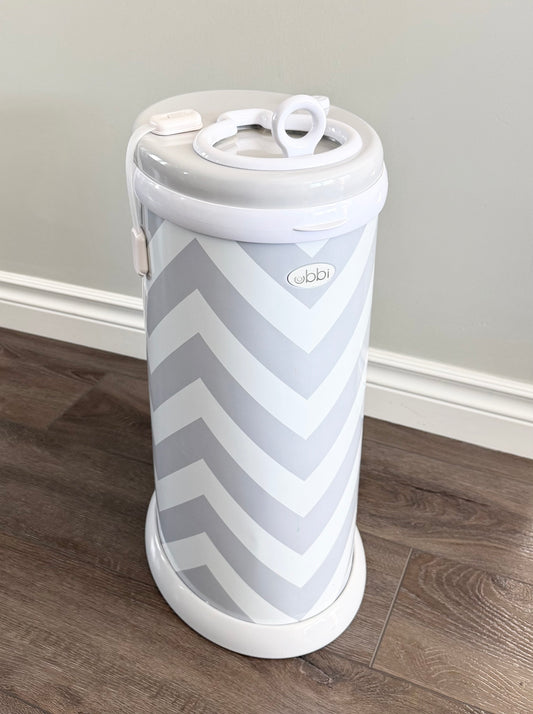 Ubbi Diaper Pail - Grey & White Chevron