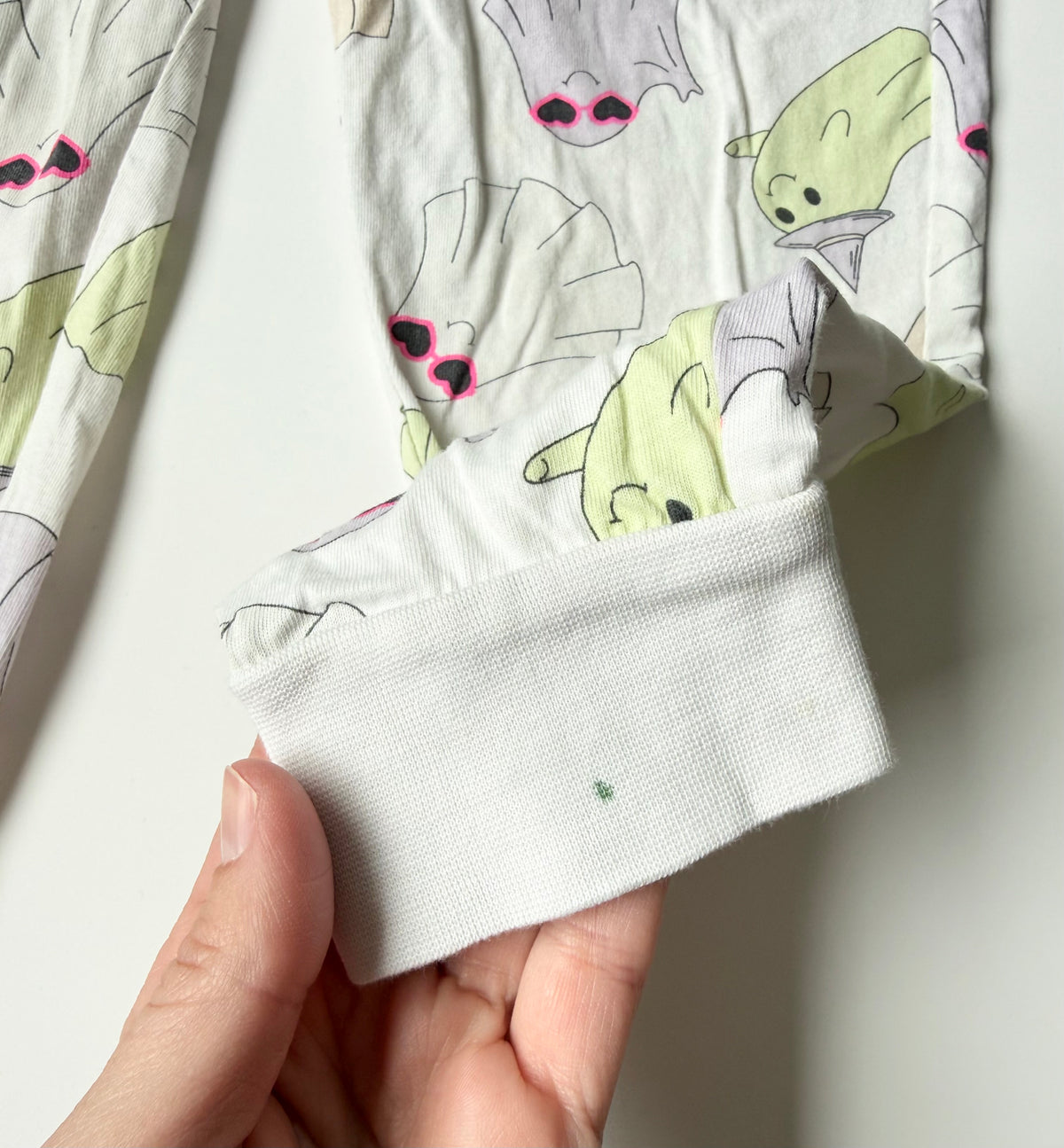 George White Girlir Ghosts Two Peice PJ Set (4-5 Years)