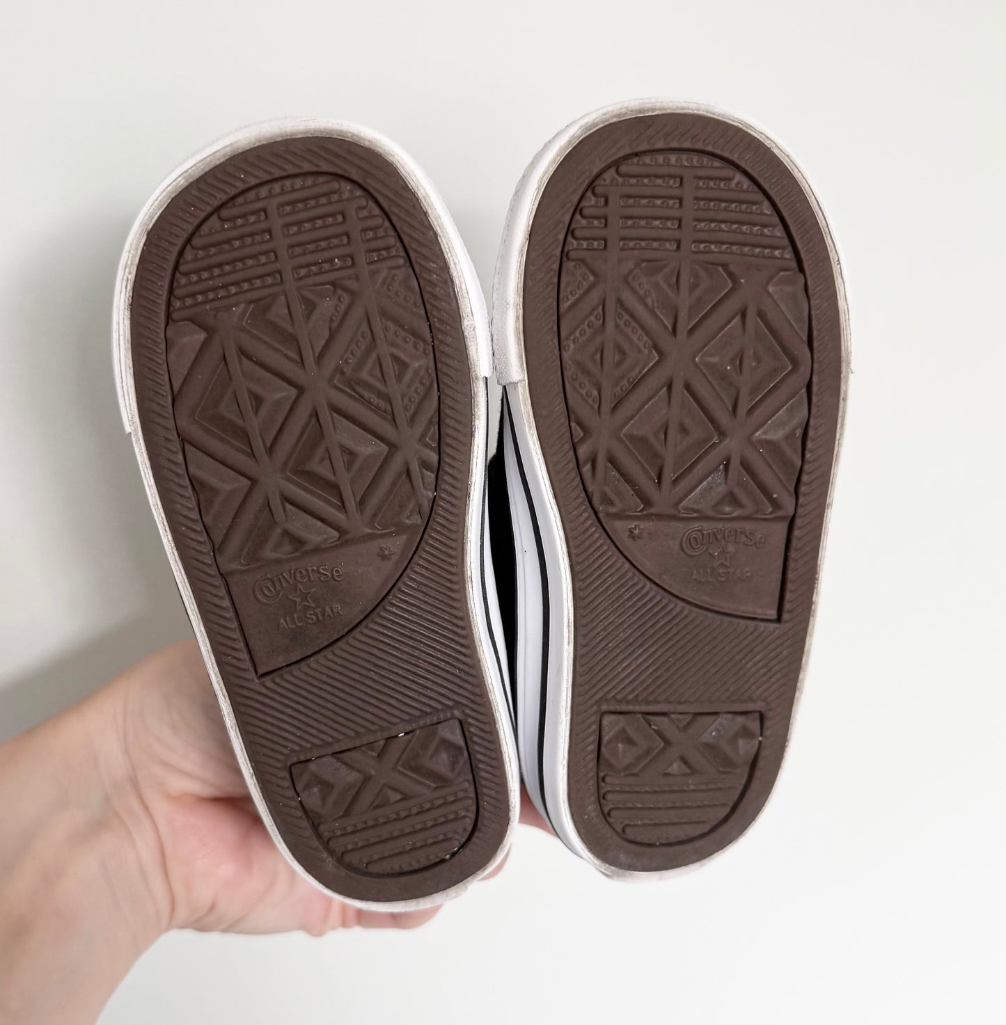 Converse Black Velcro Sneakers (6)